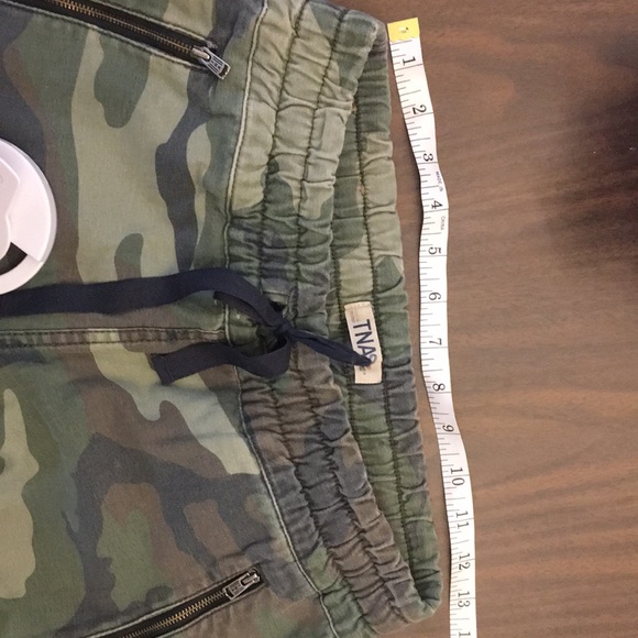 TNA camouflage jogger pants size 0 - Picture 11 of 13